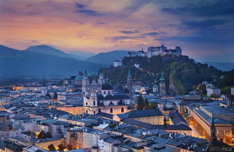 Salzburg Night.jpg