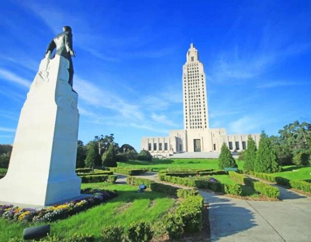 Louisiana State Capitol.jpg